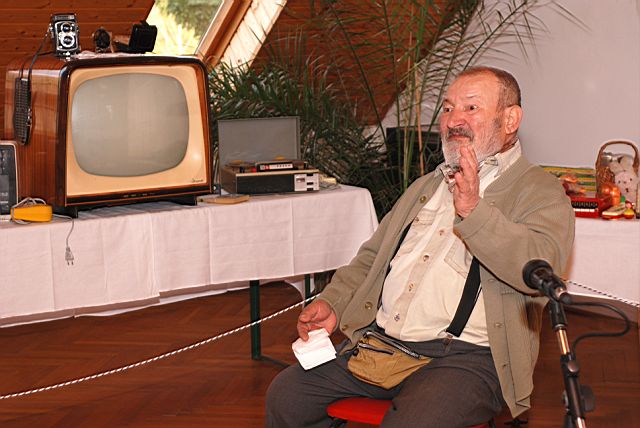 2010. április 2.-i Ábrahámhegyi RETRO kiállítás megnyitójának képei