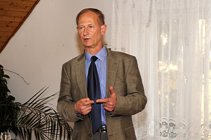 dr. Lakatos László PhD Osztályvezető Főorvos előadása 2012. március 2-án