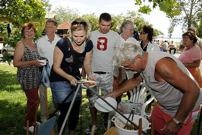 Szent László napi kulturális hétvége Ábrahámhegyen 2013. június 30.